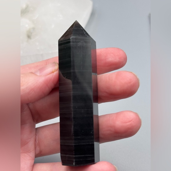 Black Obsidian Tower: Mystical Aura and Protective Power B30 - Picture 1 of 3